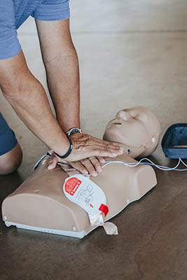 Arrêt cardiaque en entreprise : comment se préparer